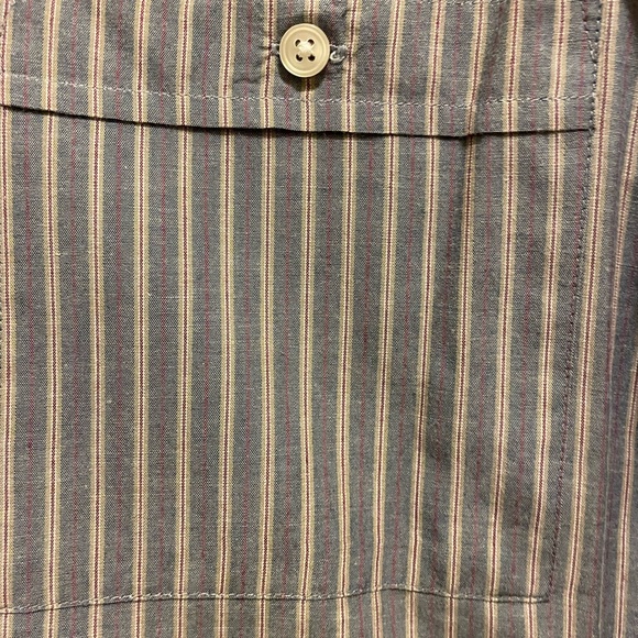 Van Heusen men’s long sleeve dress shirt—16 1/2 32-33 - Picture 10 of 10